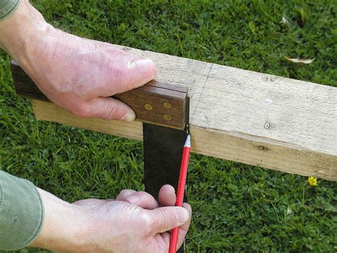 This capability allows it to even cut through wood, nails, and a combination of the two. How to Cut Wood at an Angle With a Hand Saw or Miter Saw ...