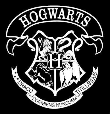 Resultado de imagen para hogwarts escudo | Harry potter decal, Hogwarts