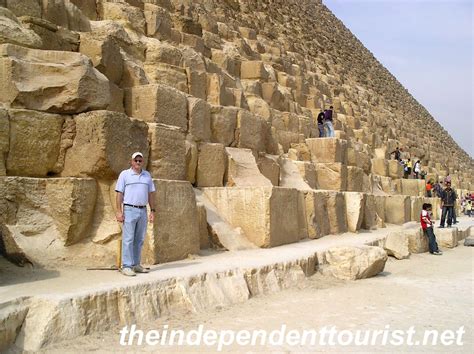 Scale Reference Of Stones 2 Pyramids Great Pyramid Of Giza Who