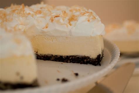 For this special chocolate coconut cheesecake, i created a chocolate cookie crust that contains coconut and cinnamon. Tish Boyle Sweet Dreams: Coconut Cheesecake with a Chocolate Crust