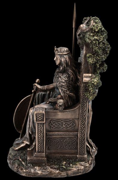Medb Of Connacht Figurine Celtic Legends Goddess Figuren Shopde