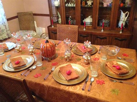 How To Set Up A Table For Thanksgiving Dinner Dont Bring Up These