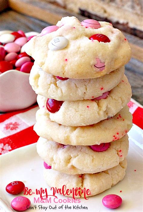 While i used the valentine's day mix of m&m's and red sugar crystals, you can easily swap out the m&m's and sugar to make these delectable cookies for any holiday. Be My Valentine M&M Cookies - Can't Stay Out of the Kitchen