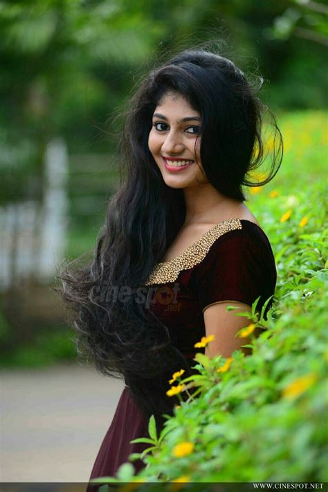 Pin By Praveen Telugu On Beauty Beauty Girl Indian Natural Beauty Sexy Long Hair