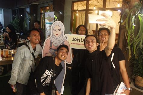 Kalaku cari damai bait kalaku cari damai hanya kudapat dalam yesus. Sebarkan Cinta Melalui Buku Bertemakan Islam Damai, di ...