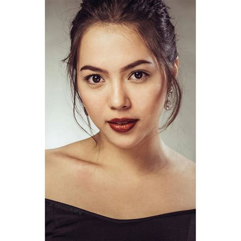 The Epitome Of Beauty Julia Montes In 21 Photos Abs Cbn Entertainment