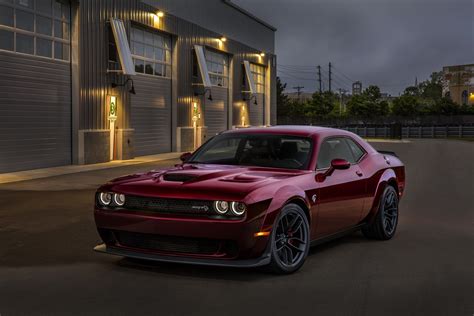 Dodge Reveals 2018 Challenger Srt Hellcat Widebody With Demon Inspired