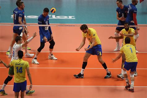 Liga das nações de voleibol masculino. Brasil se classifica para a semifinal da Liga das Nações ...