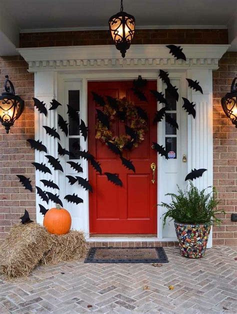 30 Scary And Spooky Halloween Decorations To Make Your Home Mimic Horror