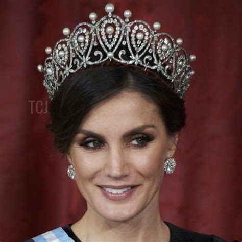 The Court Jeweller On Instagram Its A Tiara Debut Queen Letizia Of