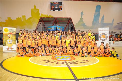 27 074 просмотра • 13 апр. El Club Ribera Navarra FS presenta ante su afición los ...