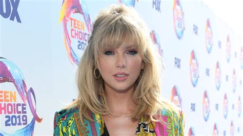 Taylor Swift Pledges To Do Everything I Can For 2020 Election Were