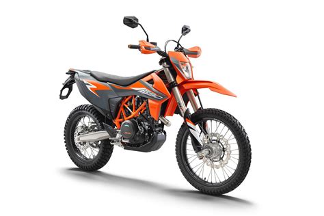 If you're seeking real adventure but also practical road riding comfort, then this bike is the bike for you. First look: 2021 KTM 690 ENDURO R Dual-Sport