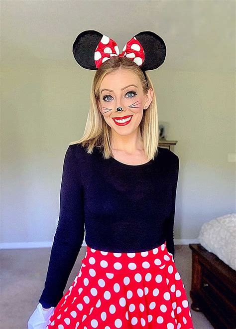 Easy Minnie Mouse Makeup And Halloween Costume Kindly Unspoken Minnie Mouse Costume Diy