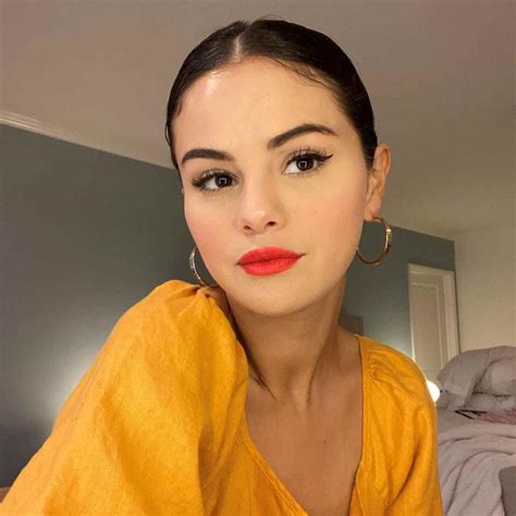 Selena Gomez Rare Beauty Photoshoot 2020 Ritzystar