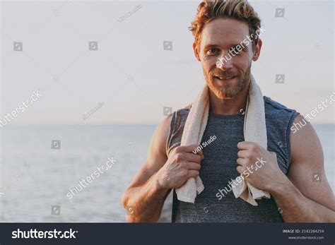 27537 Muscle Man Beach Images Stock Photos And Vectors Shutterstock