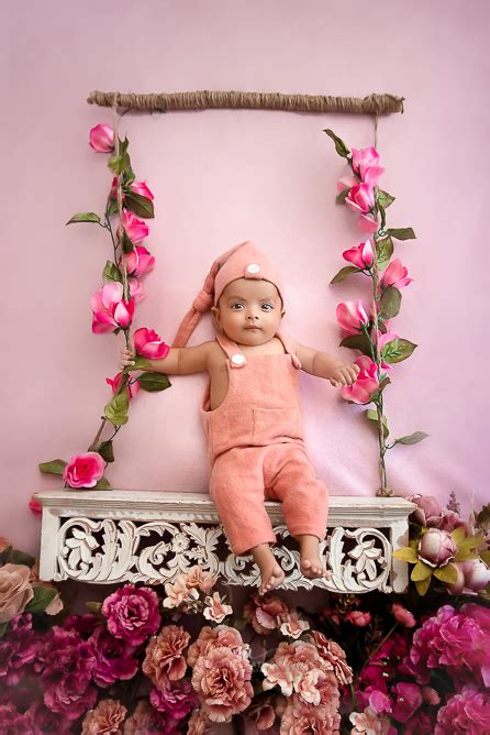 Baby Album 4 Months Old Baby Girl Photoshoot Creative Themes Setups