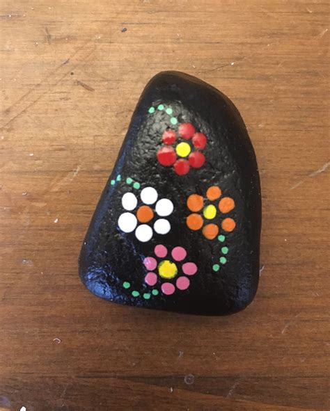 Flowers Dots Painted Rock Rock Painting Designs Rock Painting Ideas