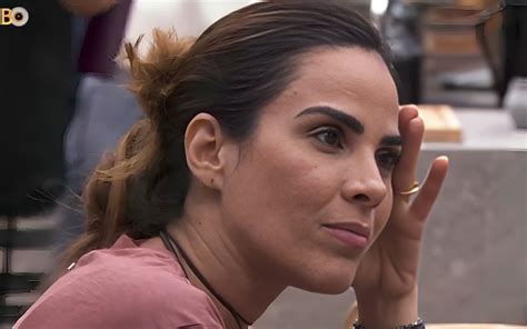 Wanessa Camargo Passa Perrengue Para Lavar Partes Ntimas No Bbb T Odiando Not Cias Da Tv