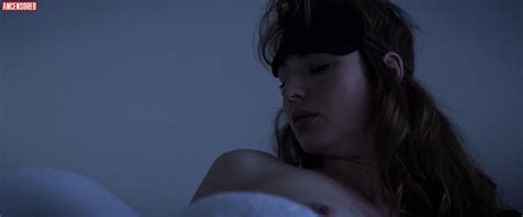 Louise Bourgoin Nue Dans Mojave