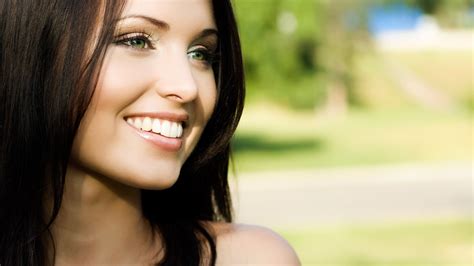 Women Model Brunette Long Hair Women Outdoors Face Green Eyes