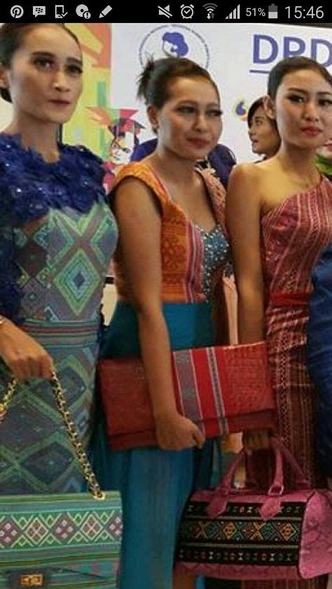 Pola lubang pola yang mewakili alat tenun harus mengikuti menenun kain. Model Atas Bawah Dari Kain Tenun : 37 Model Rok Tenun Ikat ...