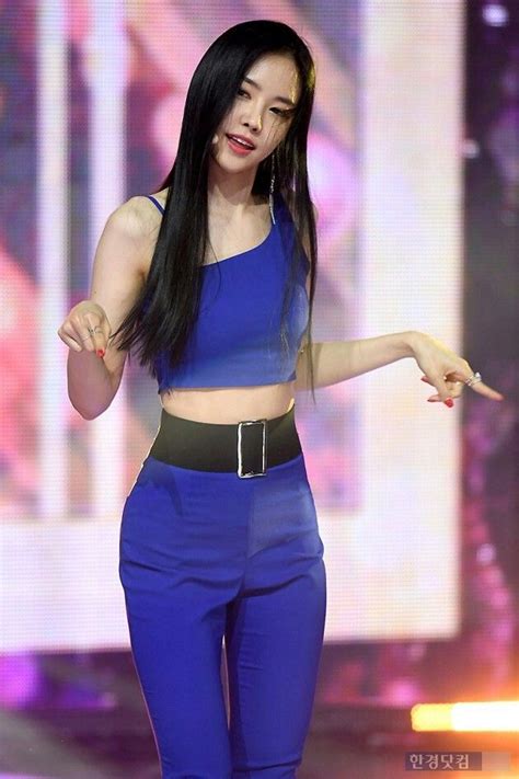 Apink Son Naeun 손나은 孫나은 에이핑크 エーピンク 1도 없어 Show Champion 07182018
