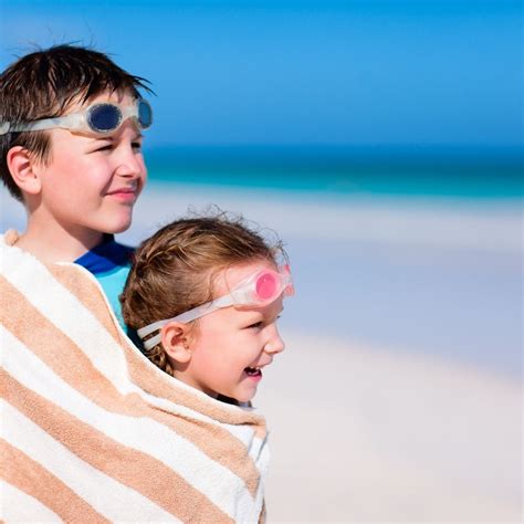 Cómo Hacer Que Tu Día En La Playa Con Niños Sea Un éxito Care For Kids