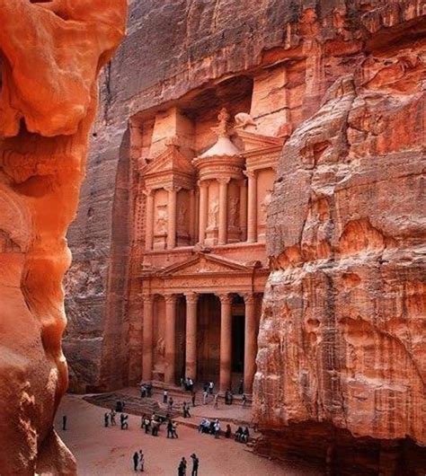 The Incredible Beauty Of Petra Jordan
