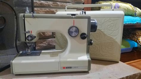 Still Stitching Vintage Sewing Machines Smarter Collecting Vintage