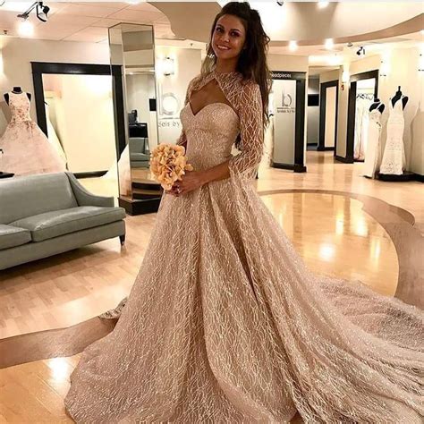 Maybe you would like to learn more about one of these? 🖤 Lazaro 3801 🖤 | Kleider, Farbige hochzeitskleider, Ballkleid