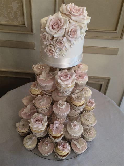 How To Make Your Wedding Cake Even More Special With Cupcakes Fashionblog