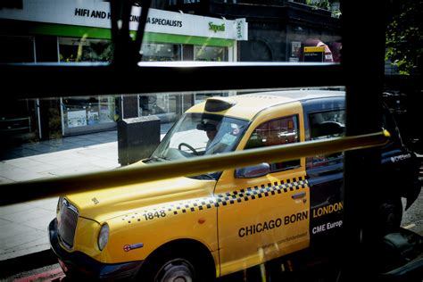 Gambar Lalu Lintas Jalan Menyetir Taksi Mengangkut Truk