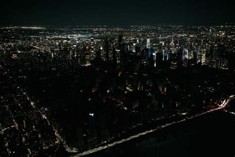 Power Returns To New York After Massive Blackout On Saturday Curbed Ny