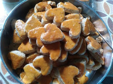 Roti pisang kacang bisa menjadi camilan yang sempurna atau pelengkap yang lezat untuk waktu makan kapan pun. Kue Kacang by Ahda Fatimah - langsungenak.com