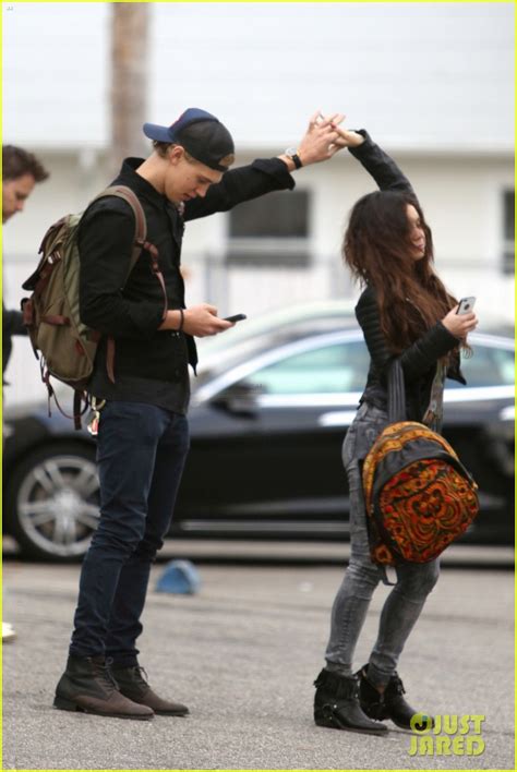 Vanessa Hudgens And Austin Butler Dance And Take Silly Selfies In A Parking