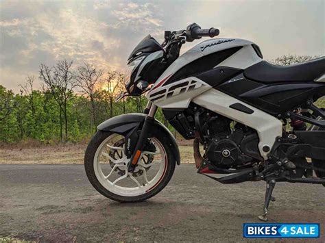 Used 2021 Model Bajaj Pulsar Ns 200 Bs6 For Sale In Dindori Id 474235