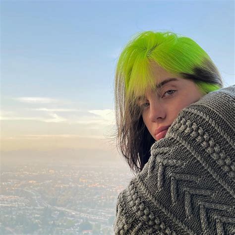 Billie Eilishs Iconic Green Hair Has A Symbolic Message