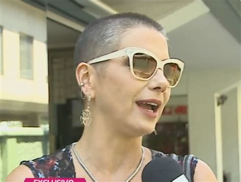 She has dark brown hair. Katty Kowaleczko sorprendió con un radical cambio de look ...
