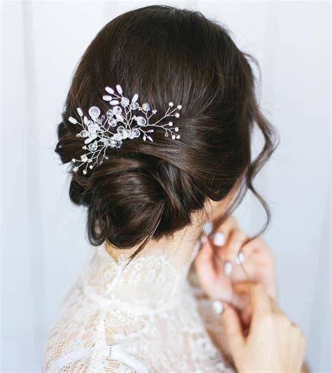 Every girl is beautiful with her own hairstyle. 18 Stylish Wedding Hairstyles for Short Hair - Mrs to Be