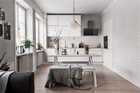 This kitchen/dining area has a spare scandinavian sensibility. 17 Exceptional Scandinavian Kitchen Interiors Every ...