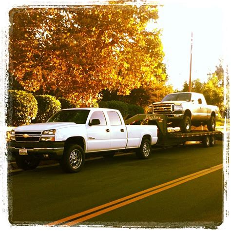 Chevy Towing A Ford Who Wouldve Thunk Jeff Snodgrass Flickr