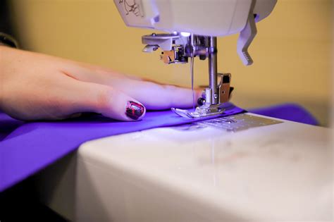 How To Sew Clothes With A Sewing Machine Sewing Machine Zone