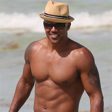 Shemar Moores Shirtless Pic Will Make You Drool E Online Au