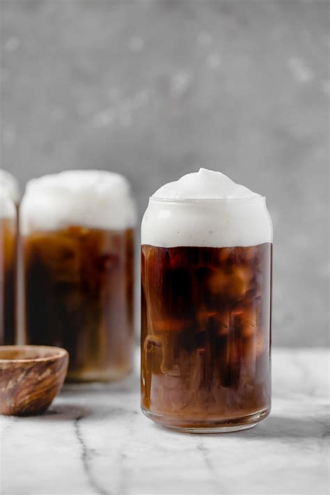 Keep the jar halfway full so that there is space to build foam. salted cream cold foam cold brew coffee recipe - plays ...