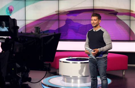 bbc newsround rebrand 2014 on behance