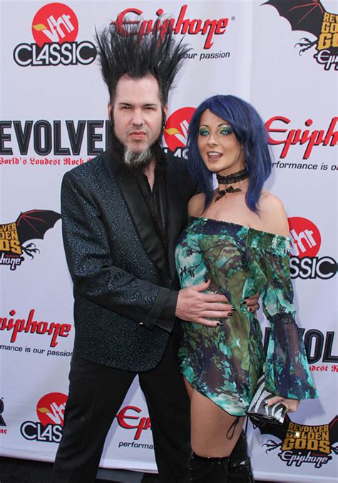 Tera Wray Dead Wife Of Wayne Static Dies Of Alleged Suicide Hollywood Life
