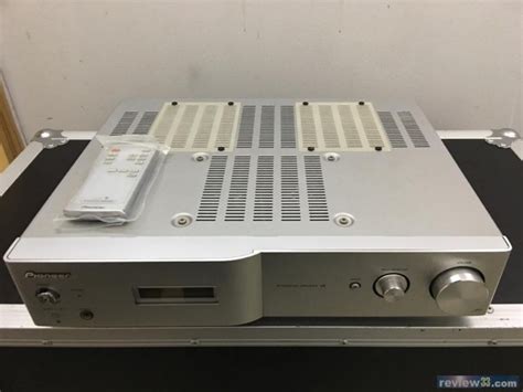 二手市場出售 Pioneer A6 And Onkyo 816 Amplifier