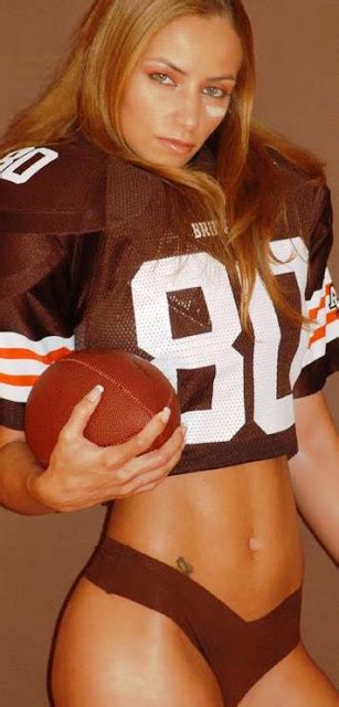 Jaw Dropping Reasons That The Browns Have The Hottest Nfl Fans