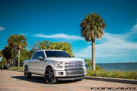 Ford F150 Platinum On 24″ Cw 5d Concavo Wheels